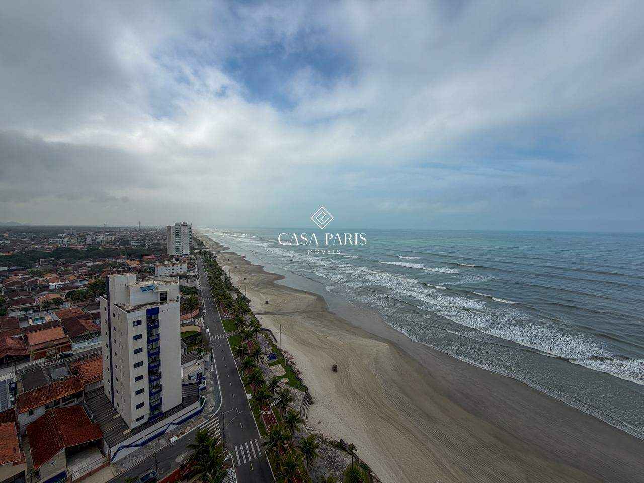 Apartamento à venda no Solemar: 