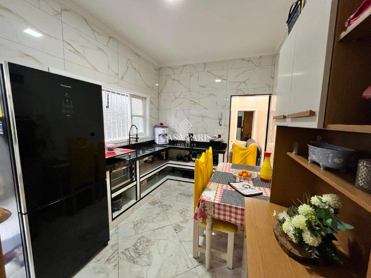 Casa à venda no Tupi: 