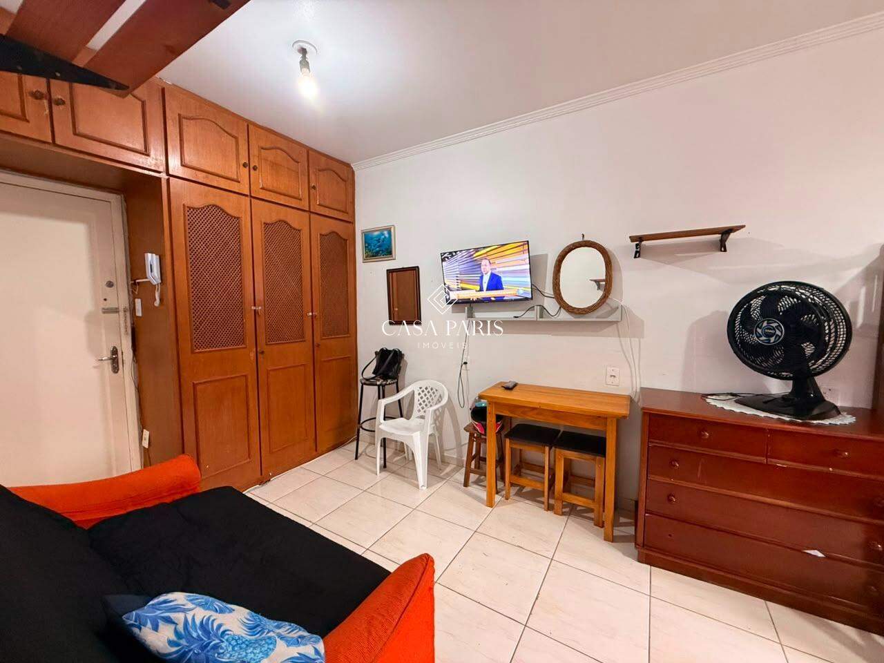 Kitnet à venda no Canto do Forte: 
