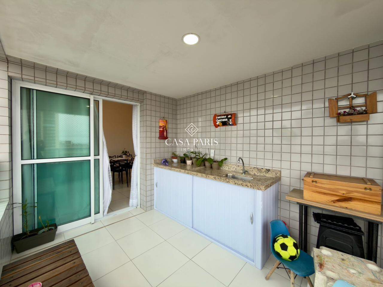 Apartamento à venda no Ocian: 