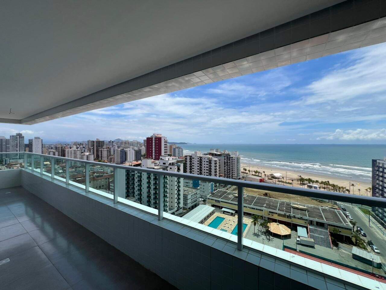 Apartamento à venda no Ocian: 