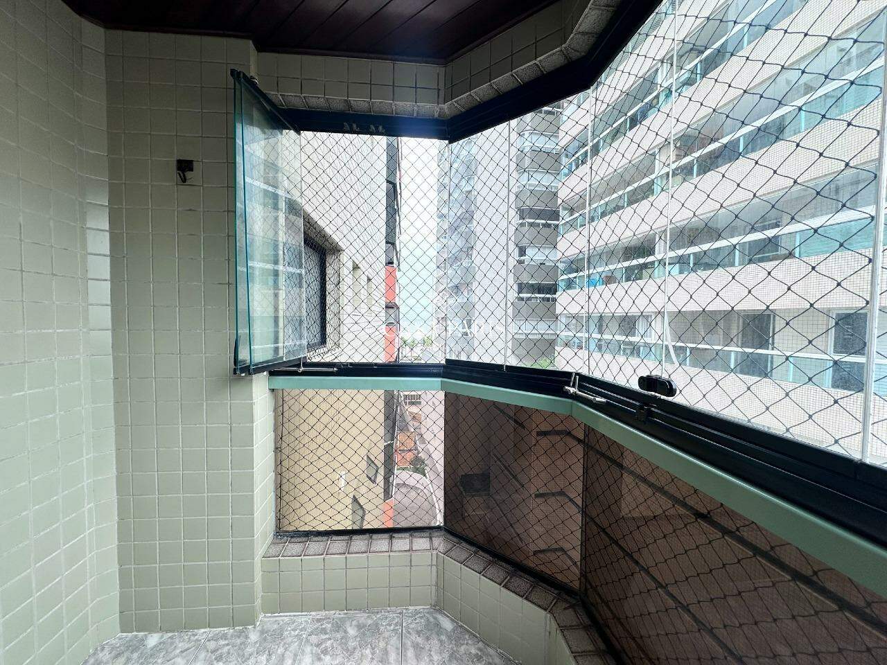 Apartamento à venda no Canto do Forte: 