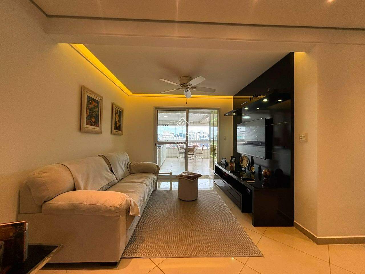Apartamento à venda no Canto do Forte: 