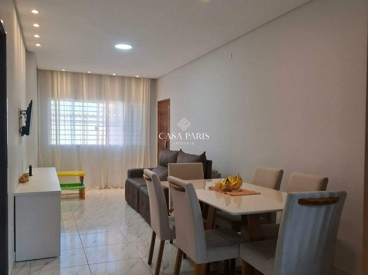 Casa à venda no Jardim Real: 