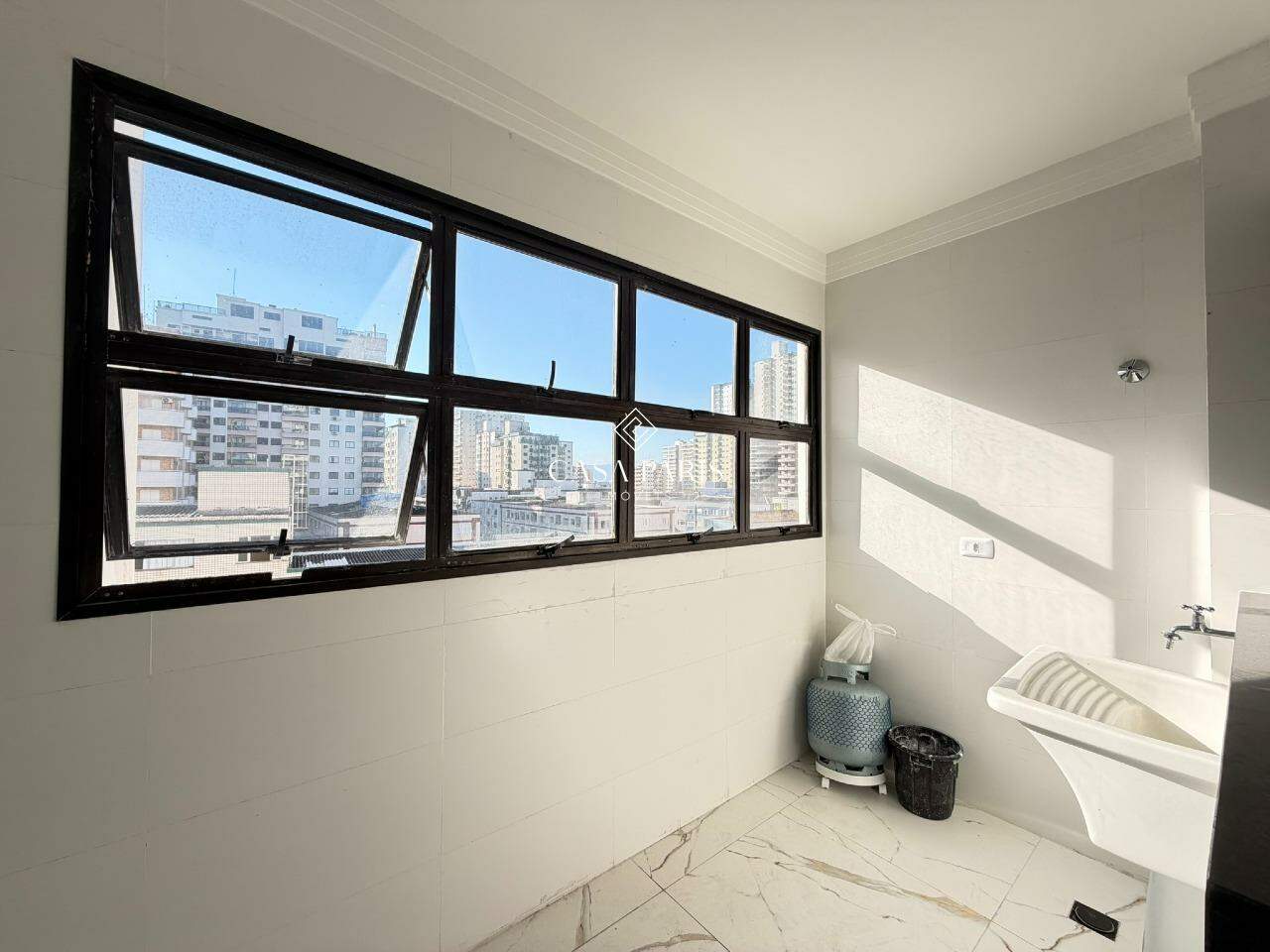 Apartamento à venda no Tupi: 