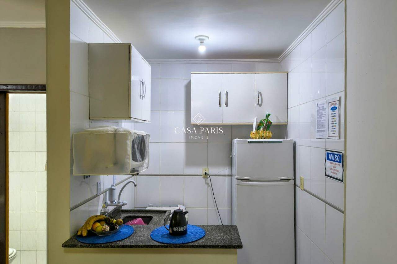 Kitnet à venda no Caiçara: 