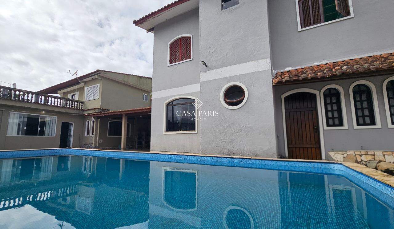 Sobrado à venda no Balneário Flórida: 