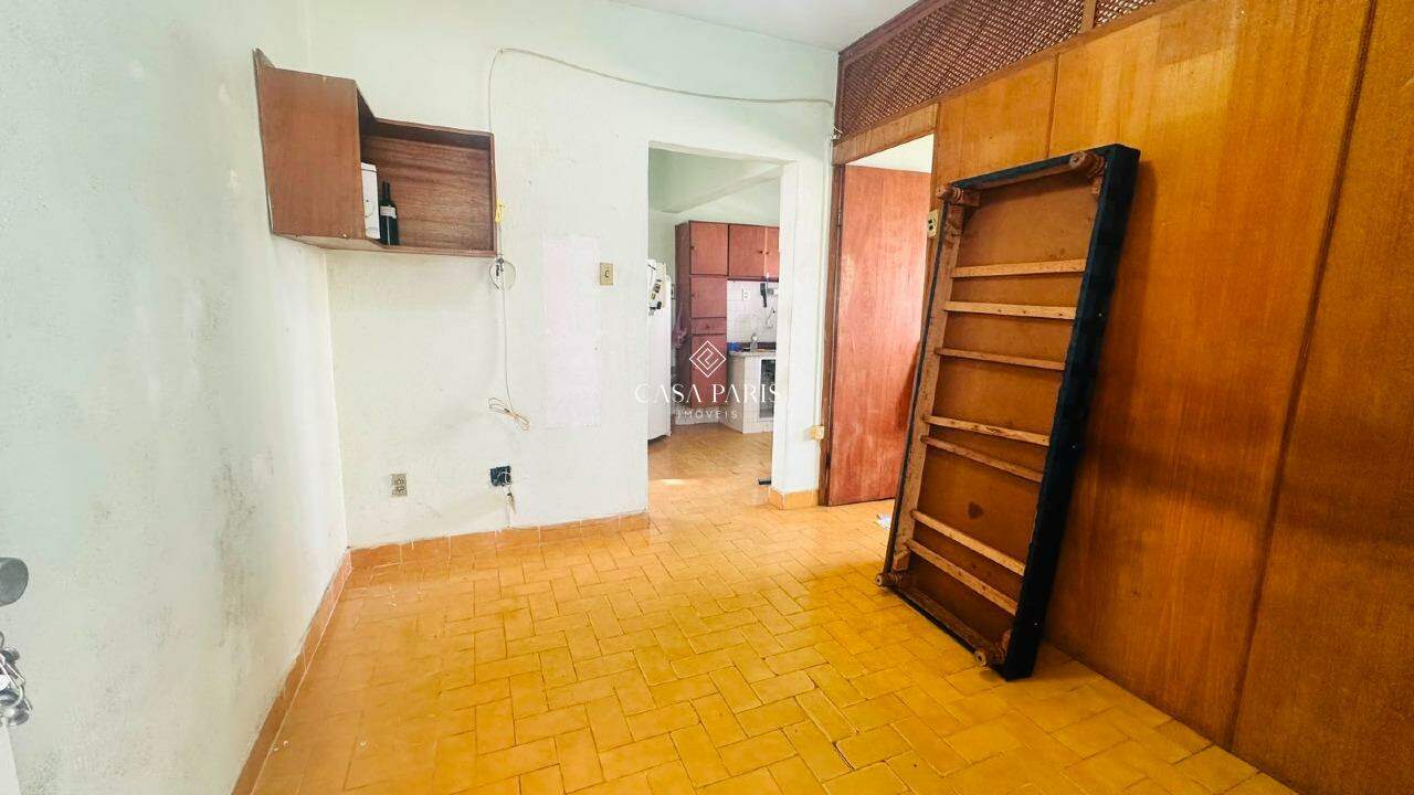 Kitnet à venda no Canto do Forte: 