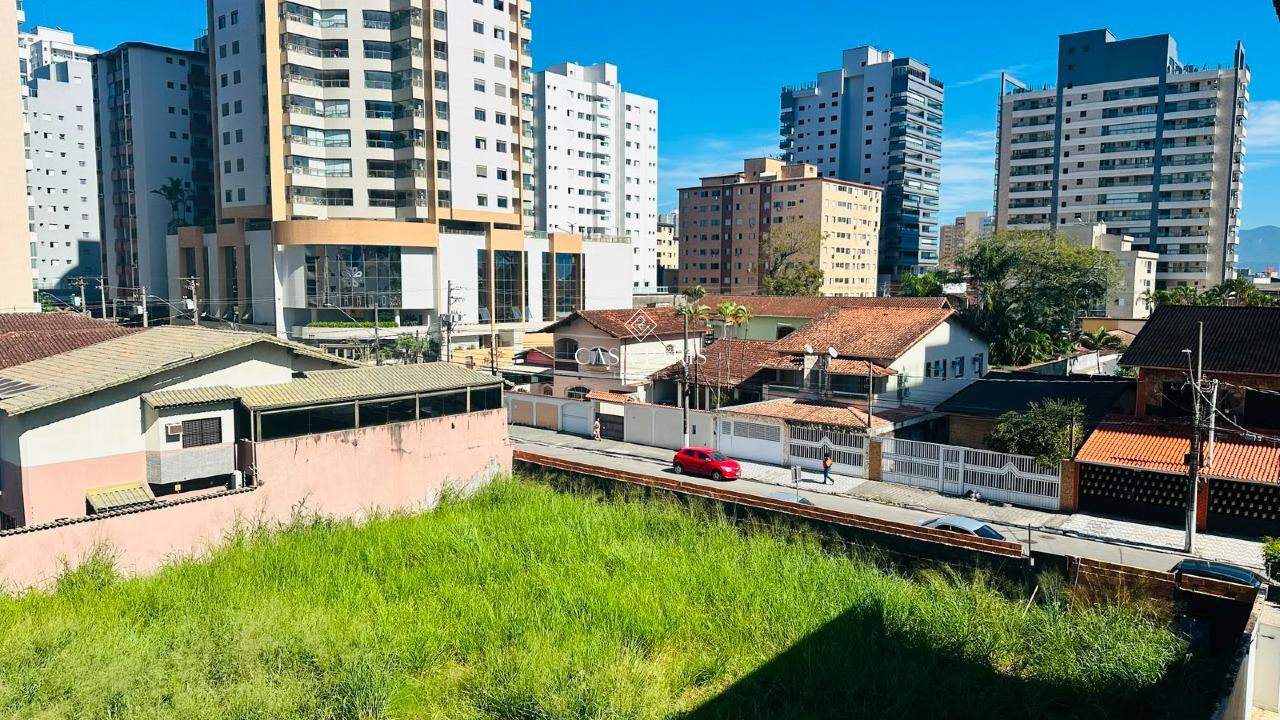 Kitnet à venda no Canto do Forte: 