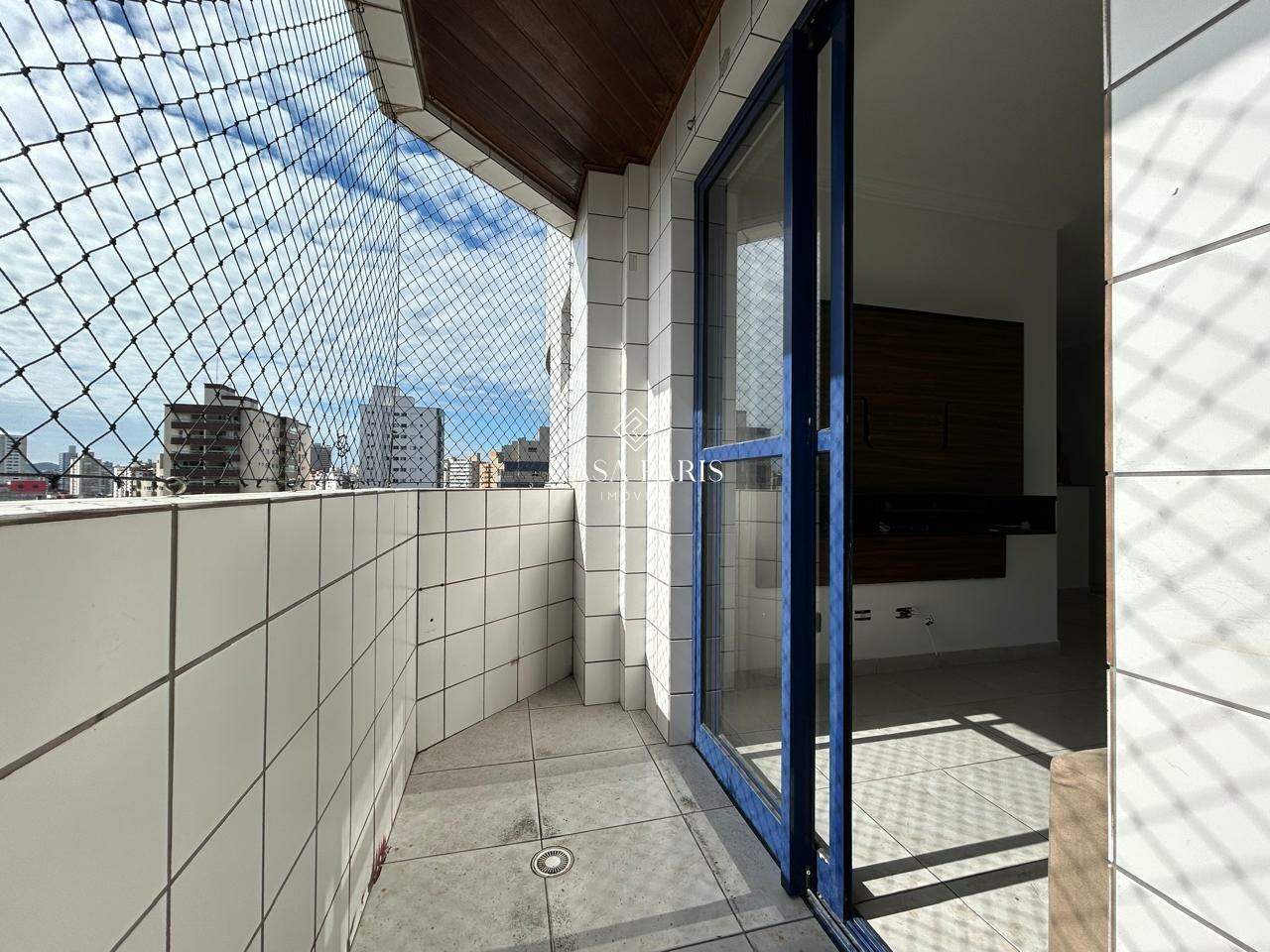 Apartamento à venda no Tupi: 