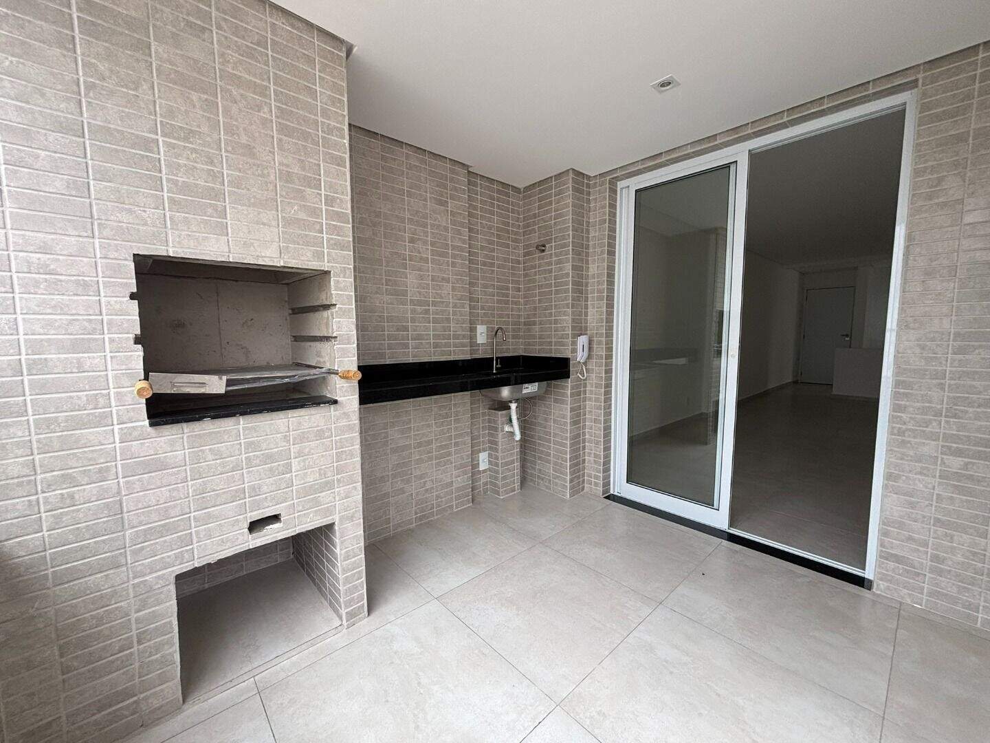 Apartamento à venda no Guilhermina: 