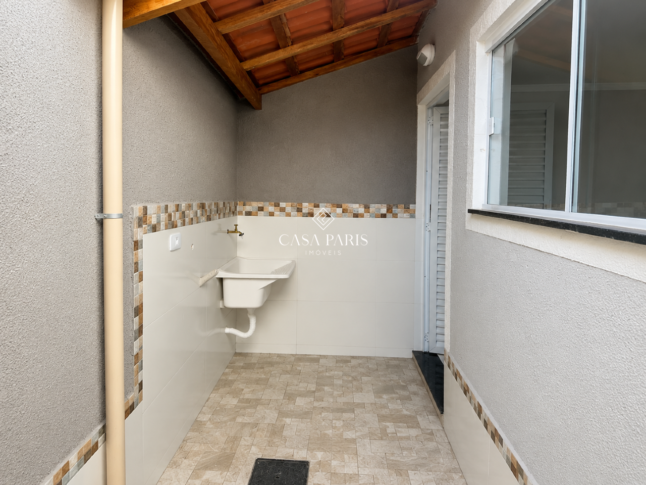 Casa de Condomínio à venda no Jardim Real: 