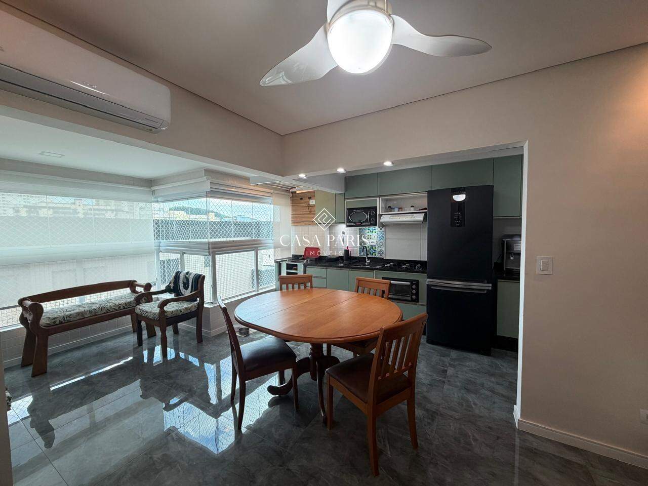 Apartamento à venda no Canto do Forte: 