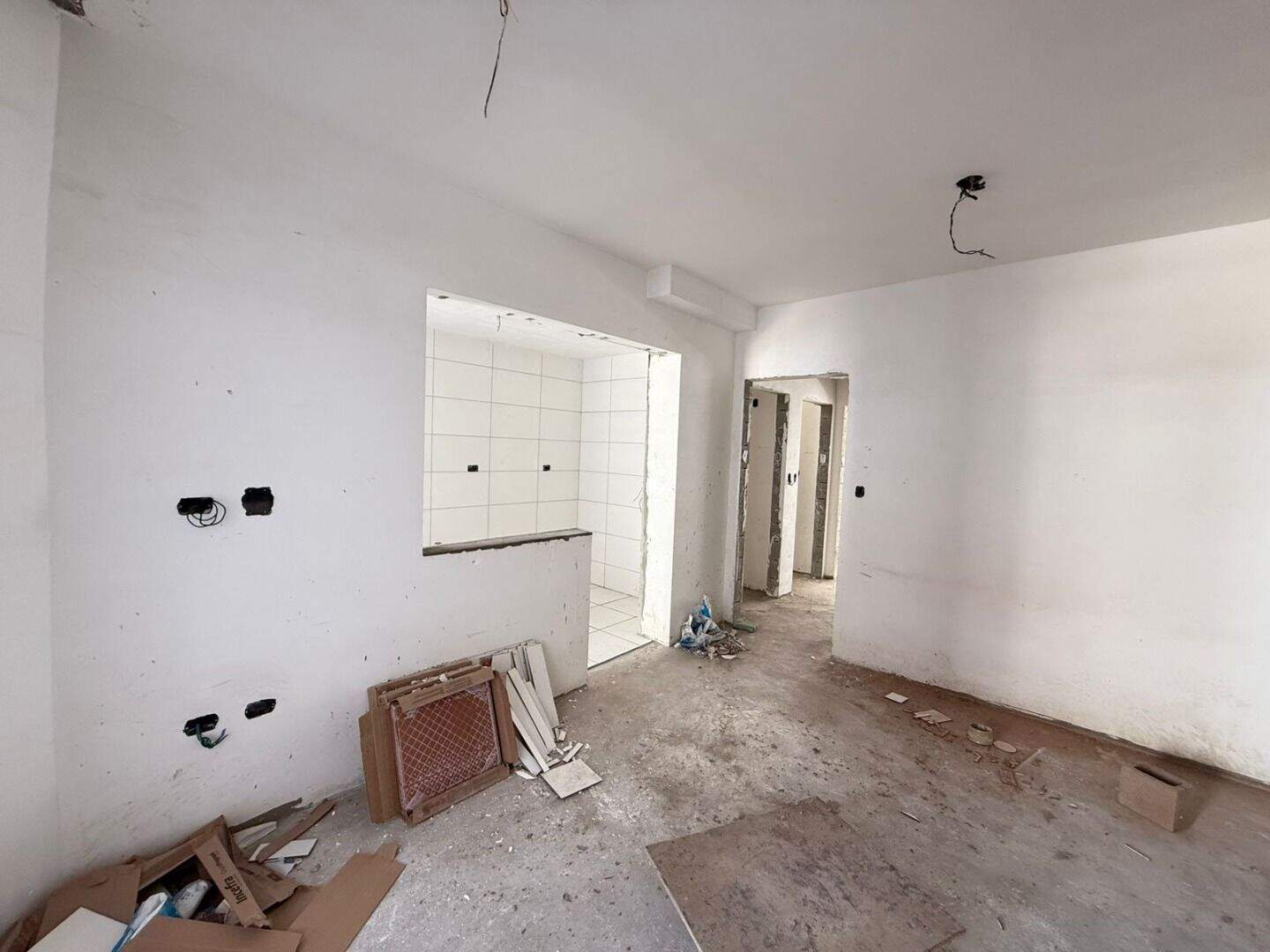 Apartamento à venda no Caiçara: Fotos da obra, previsão de entrega em fevereiro de 2026.
