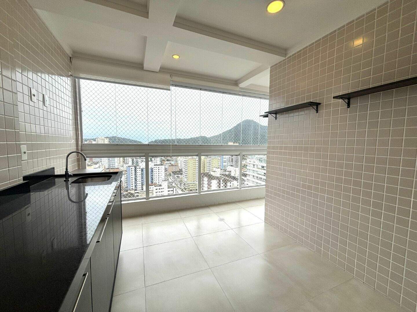 Apartamento à venda no Canto do Forte: 