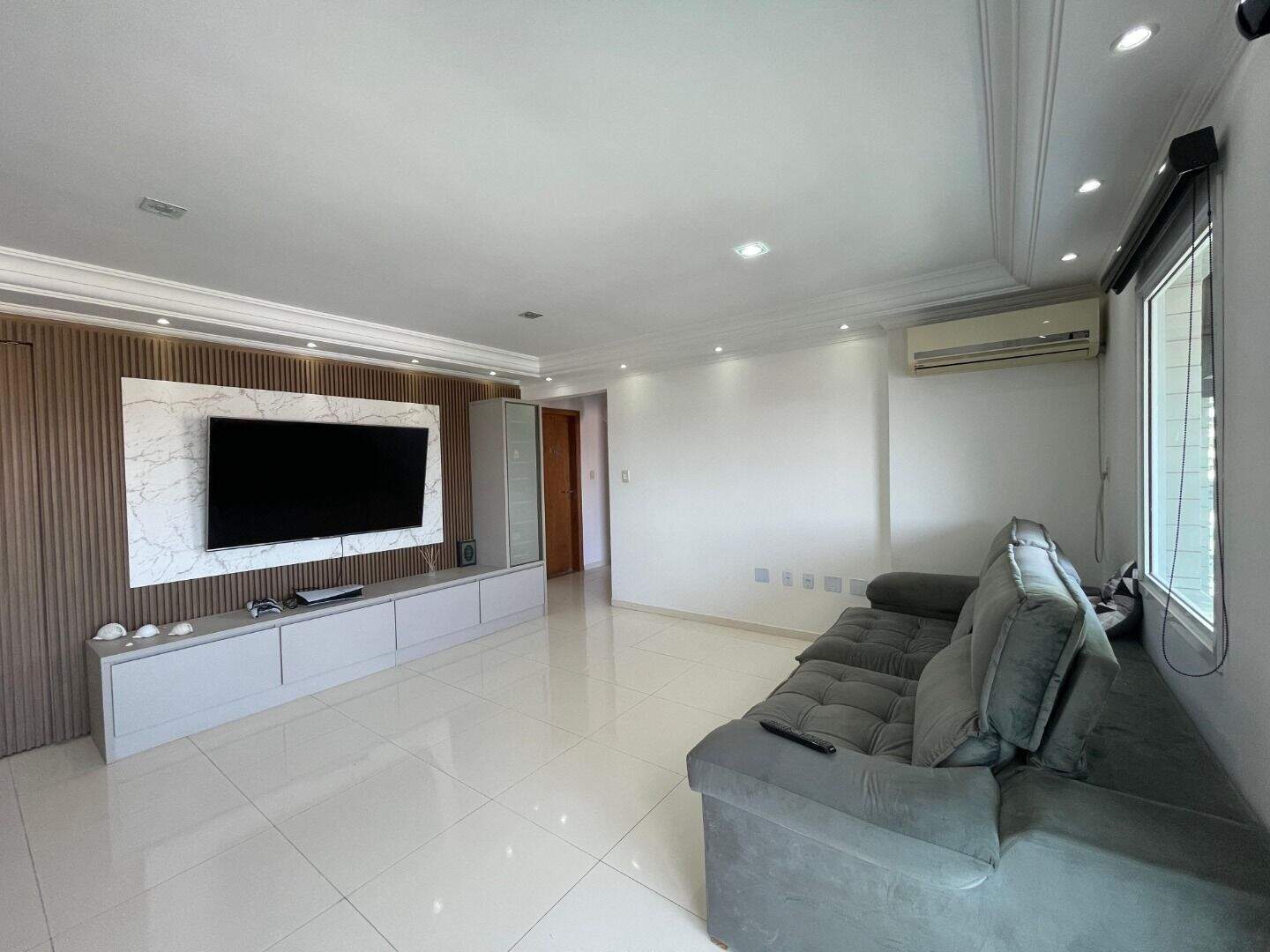 Apartamento à venda no Canto do Forte: 