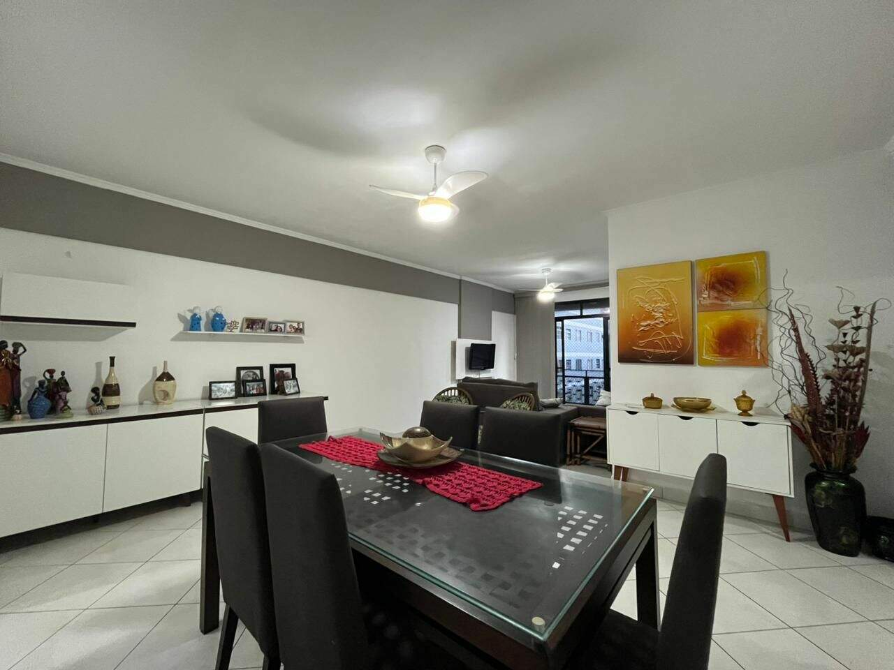 Apartamento à venda no Ocian: 