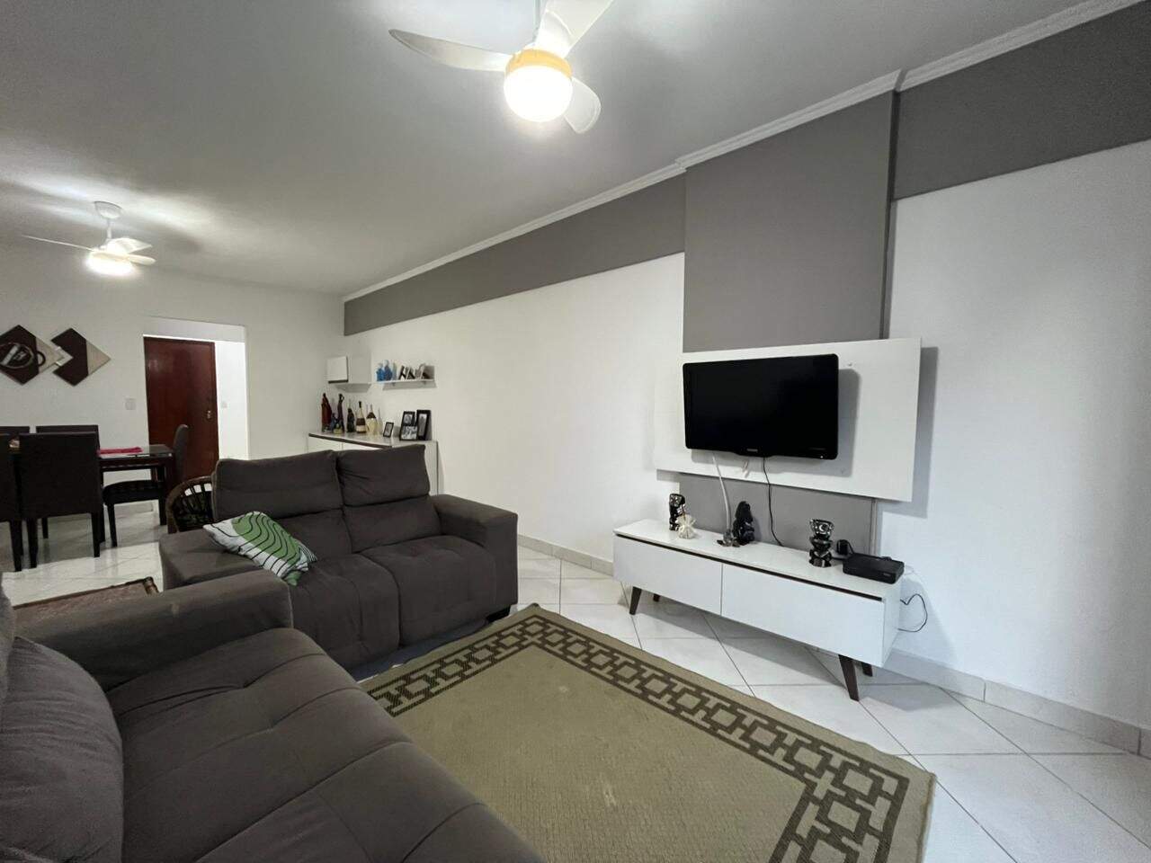 Apartamento à venda no Ocian: 