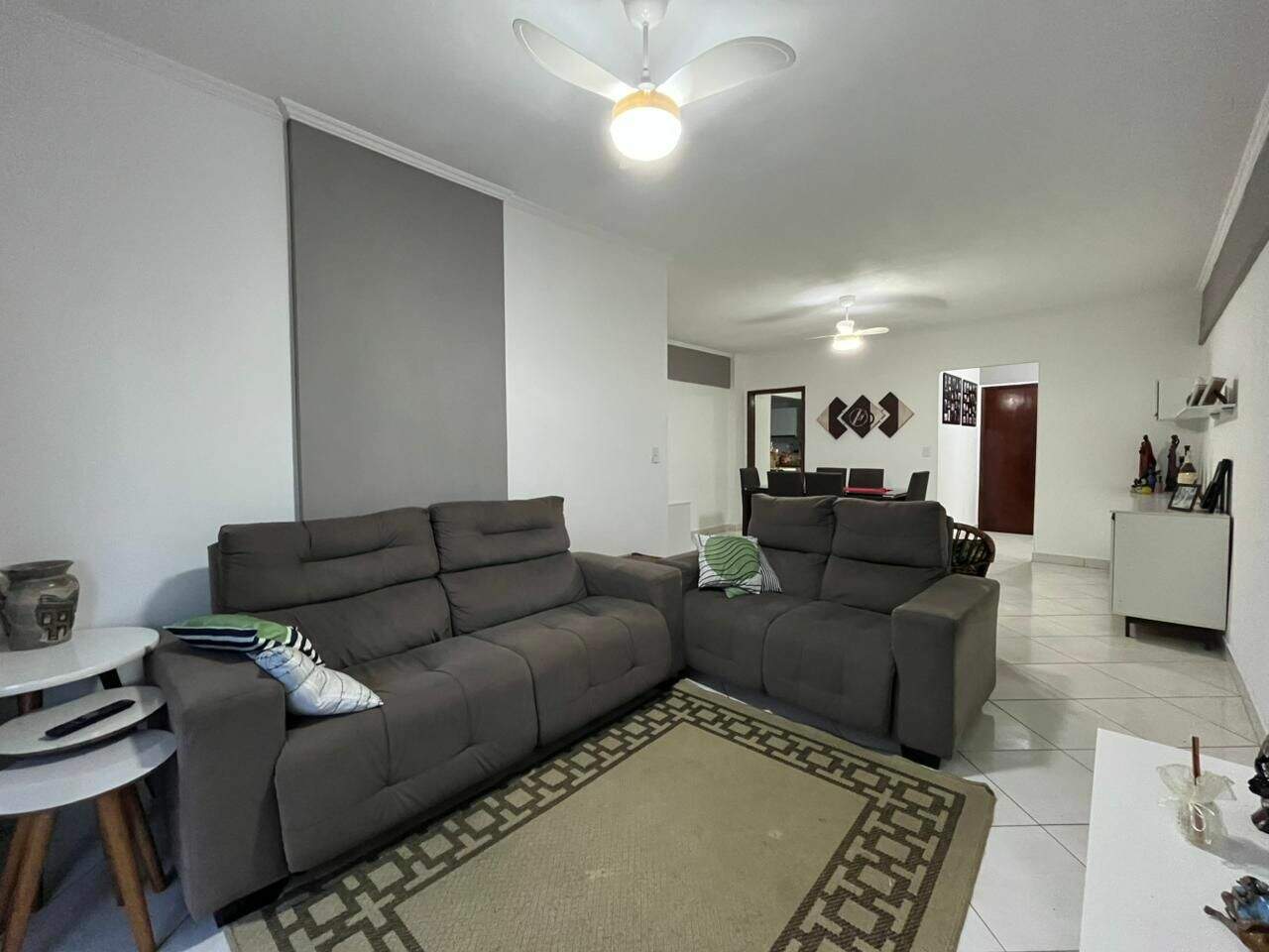 Apartamento à venda no Ocian: 