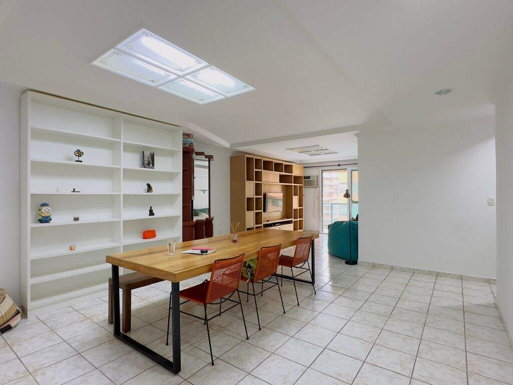 Apartamento à venda no Canto do Forte: 