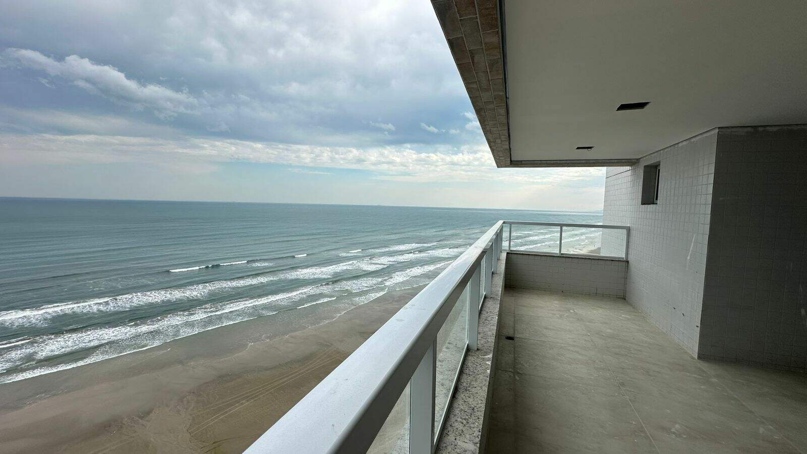Apartamento à venda no Caiçara: 