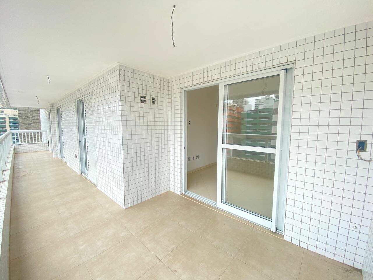 Apartamento à venda no Canto do Forte: 