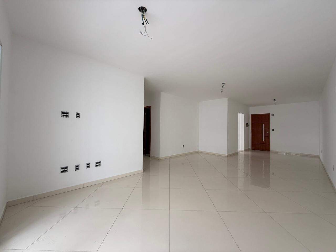 Apartamento à venda no Canto do Forte: 