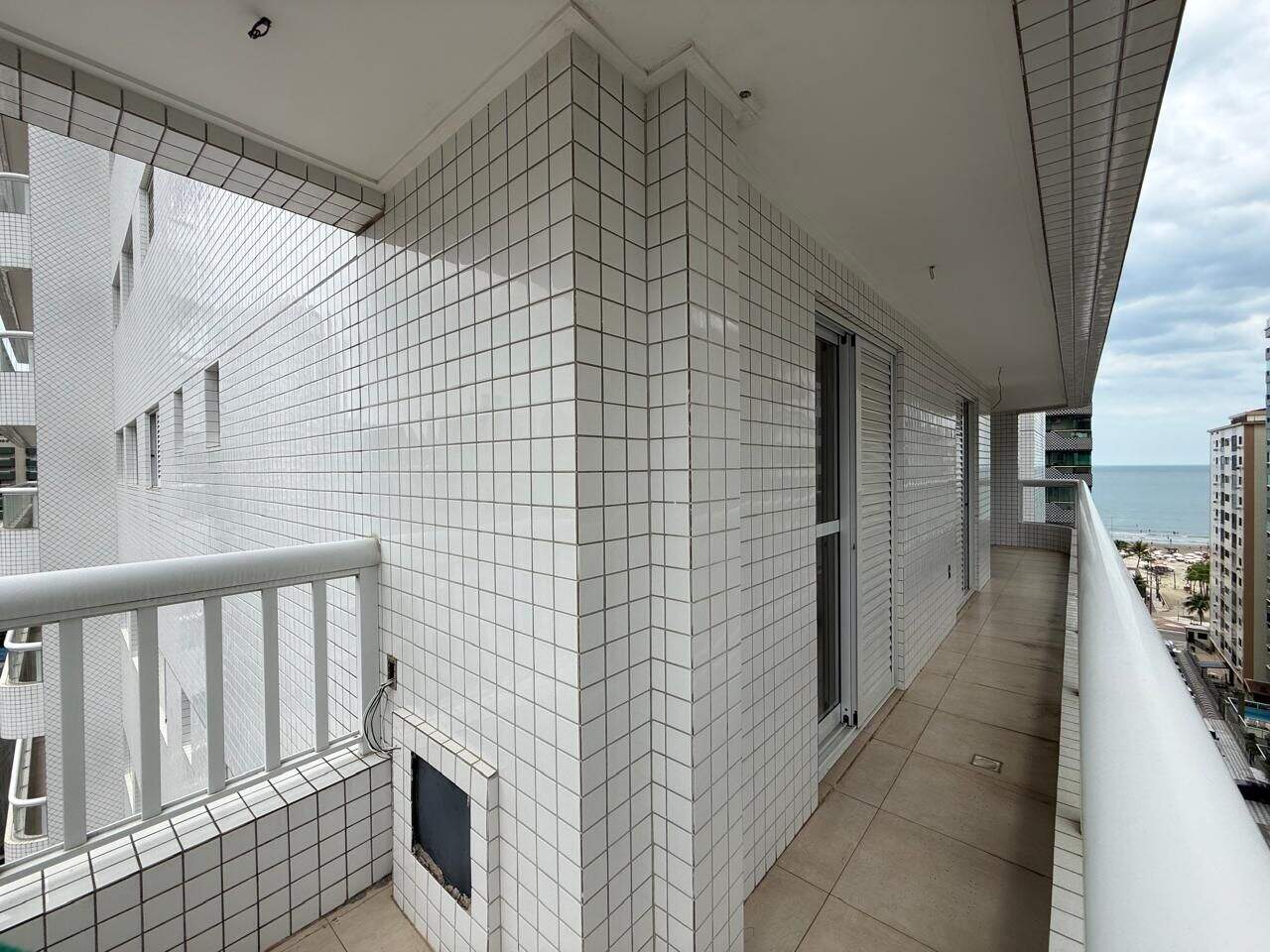 Apartamento à venda no Canto do Forte: 