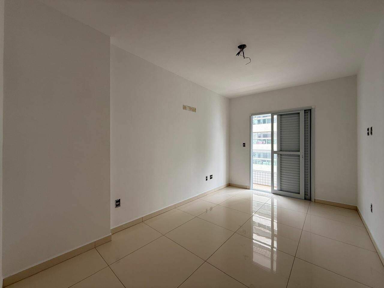 Apartamento à venda no Canto do Forte: 
