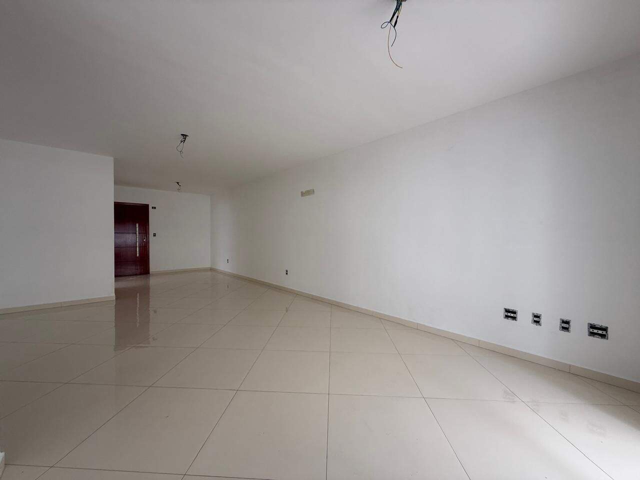 Apartamento à venda no Canto do Forte: 