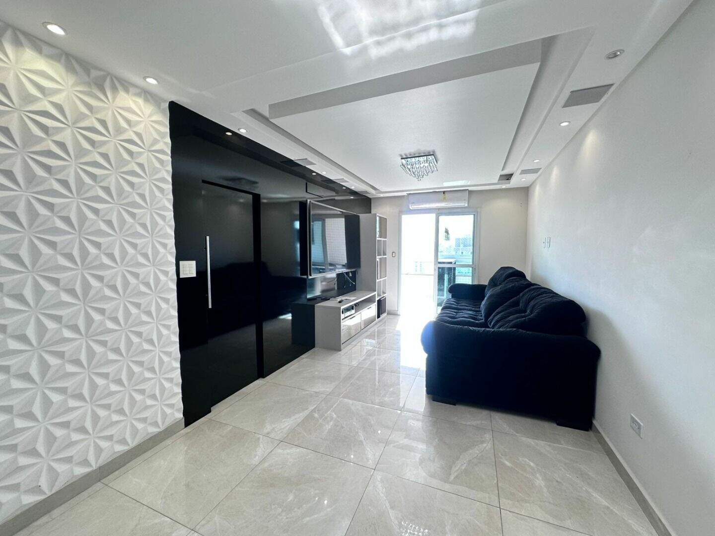 Apartamento à venda no Canto do Forte: 