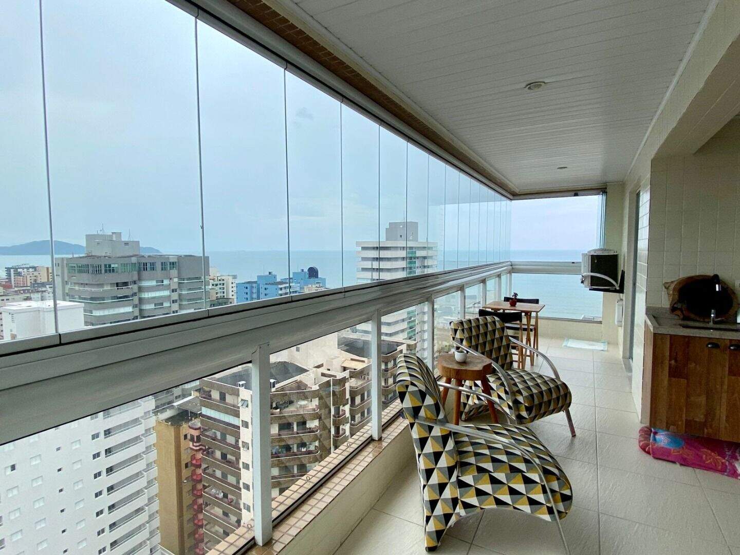 Apartamento à venda no Tupi: 
