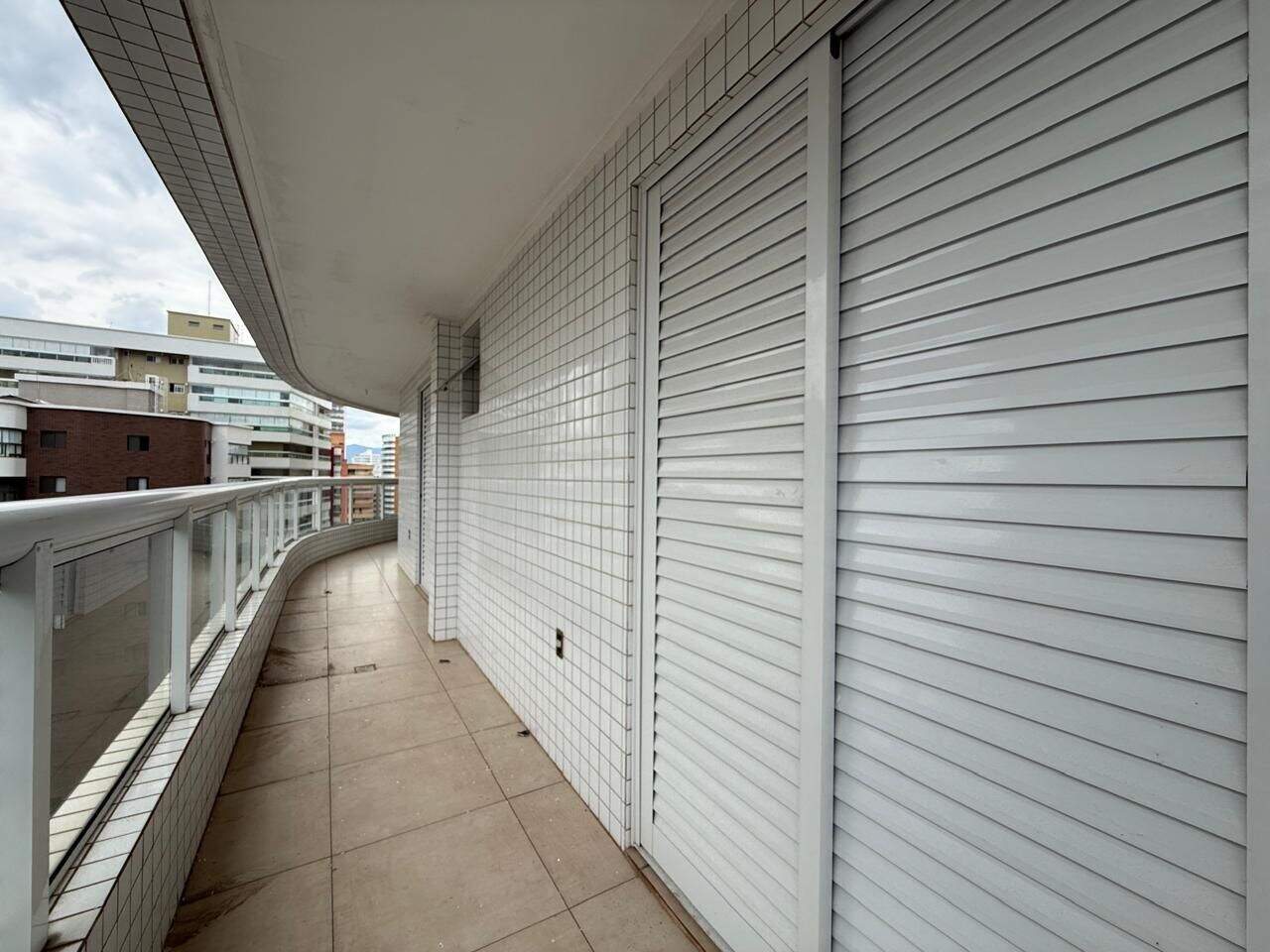 Apartamento à venda no Canto do Forte: 