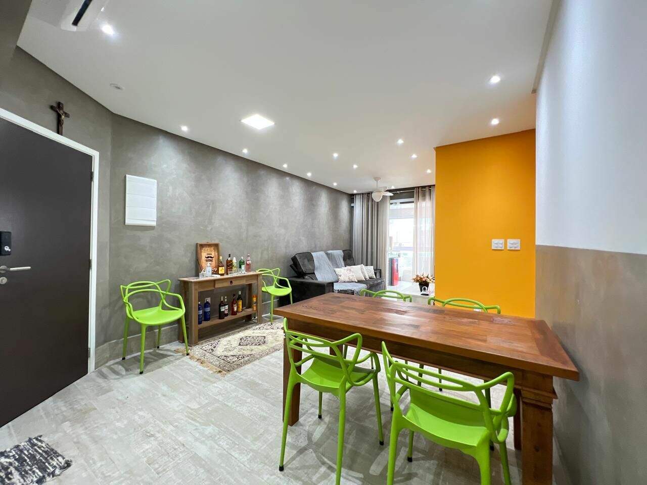 Apartamento à venda no Canto do Forte: 