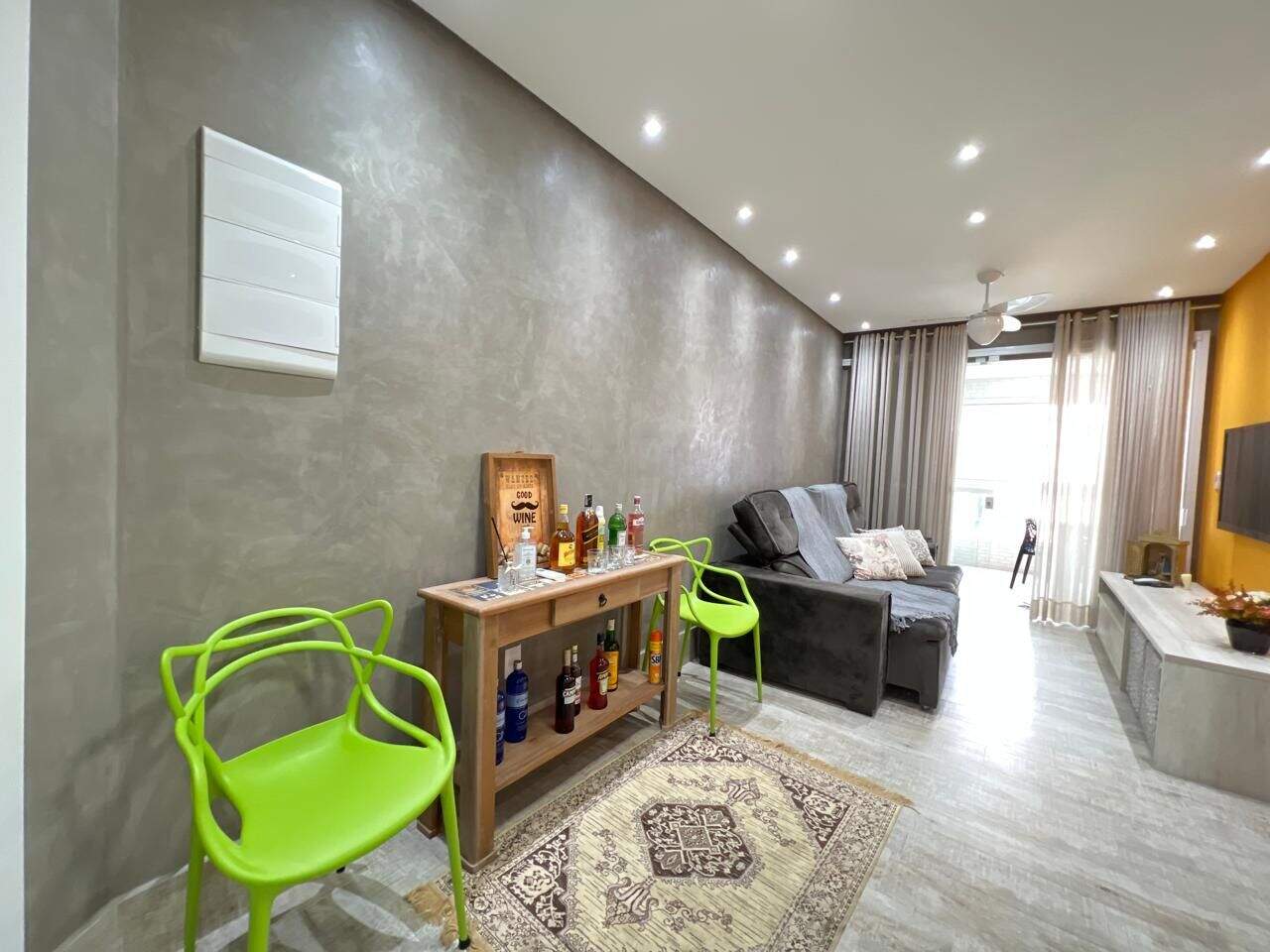Apartamento à venda no Canto do Forte: 