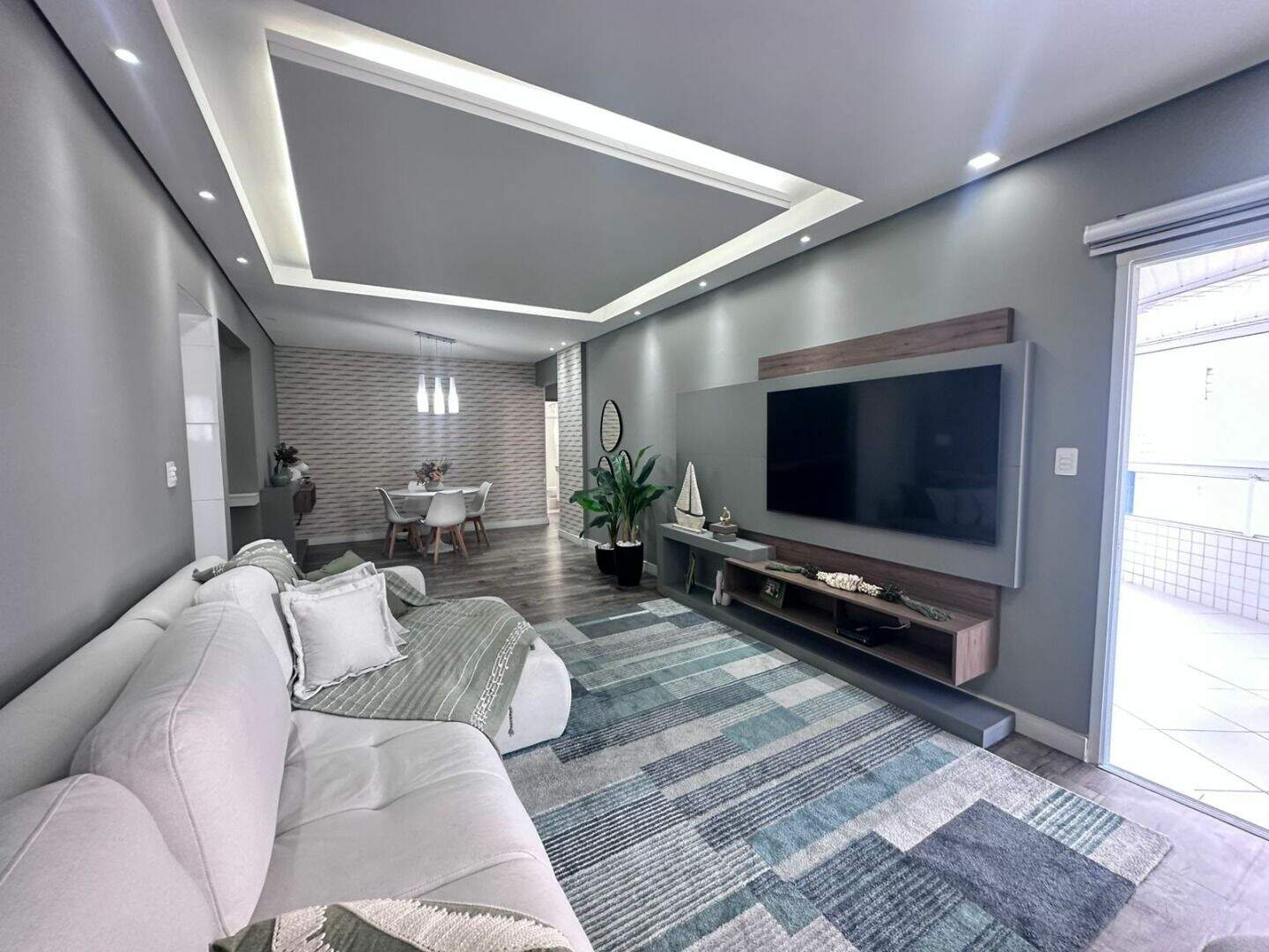 Apartamento à venda no Guilhermina: 