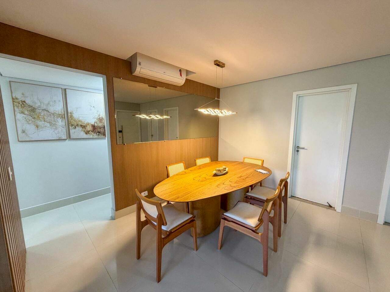 Apartamento à venda no Canto do Forte: 