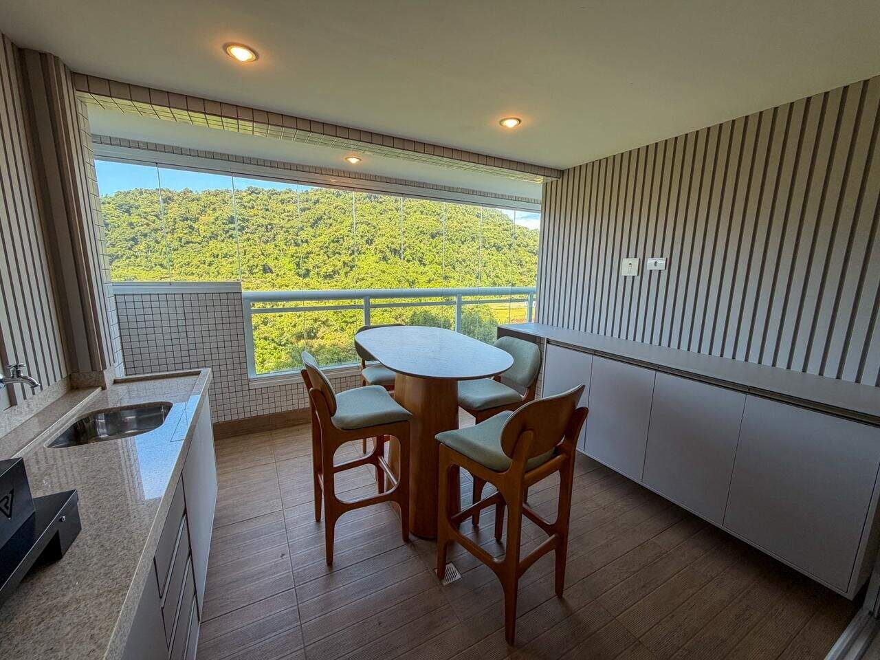 Apartamento à venda no Canto do Forte: 