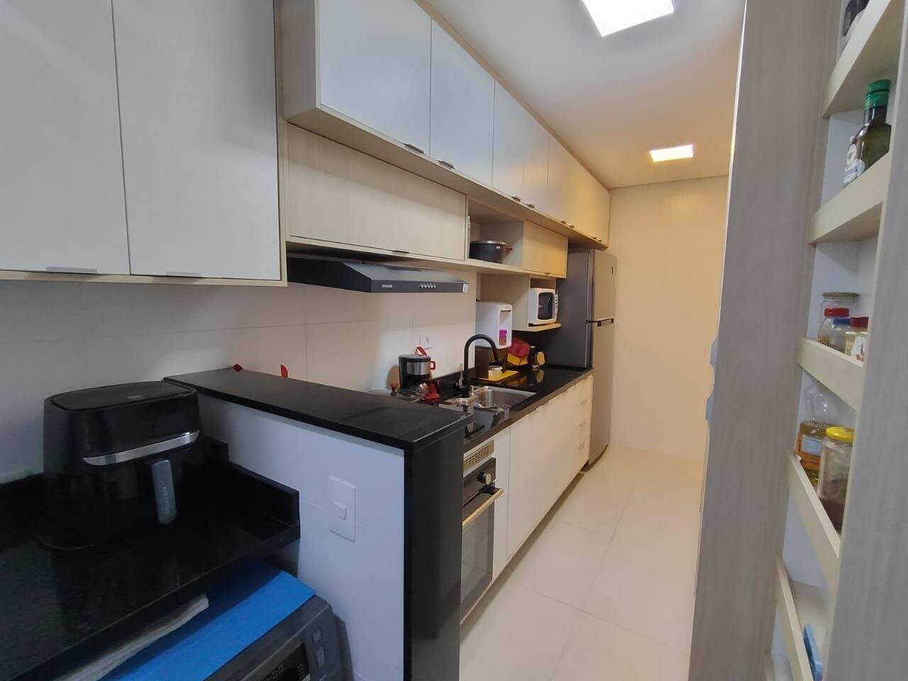 Apartamento à venda no Canto do Forte: 