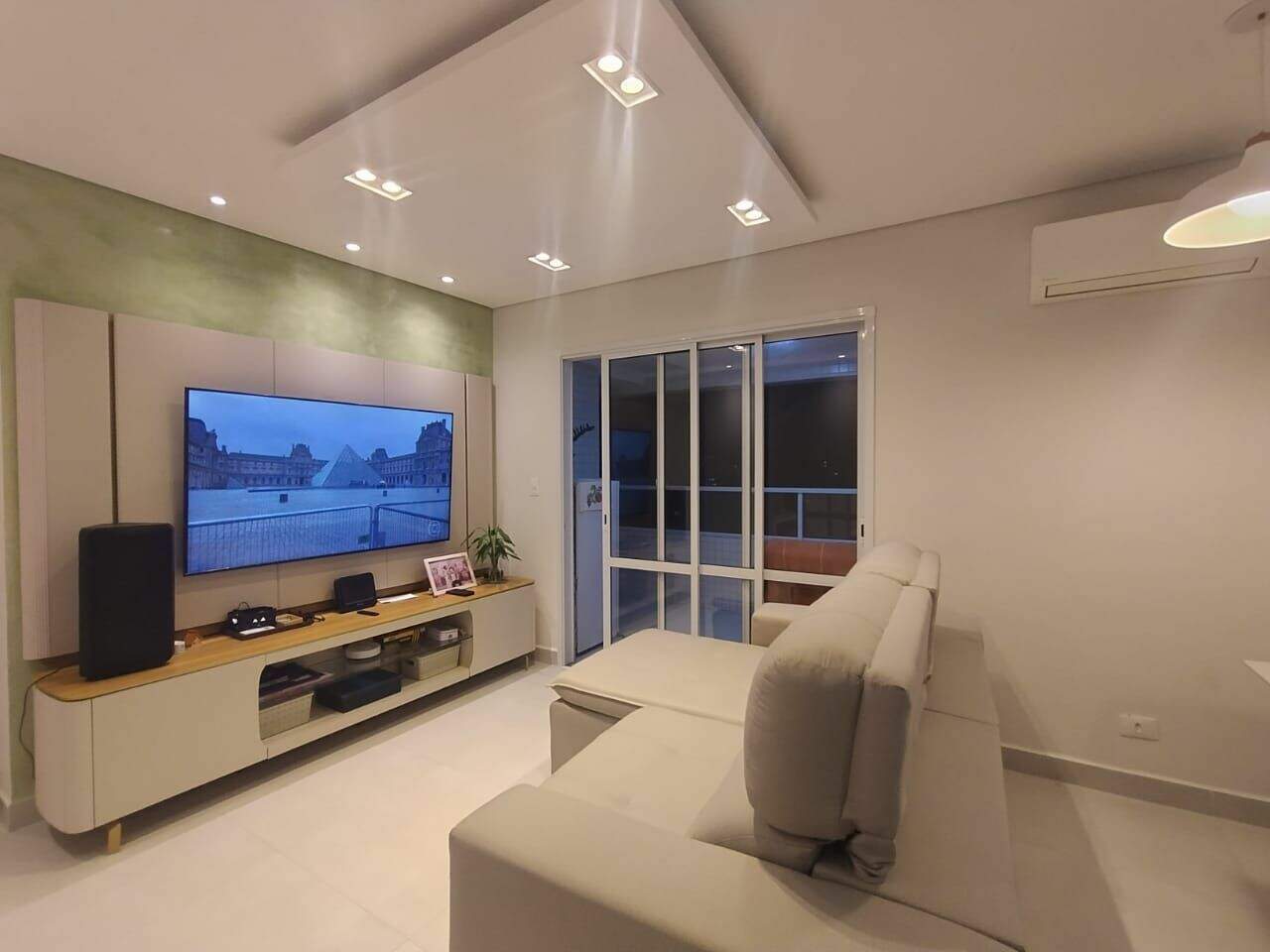 Apartamento à venda no Canto do Forte: 