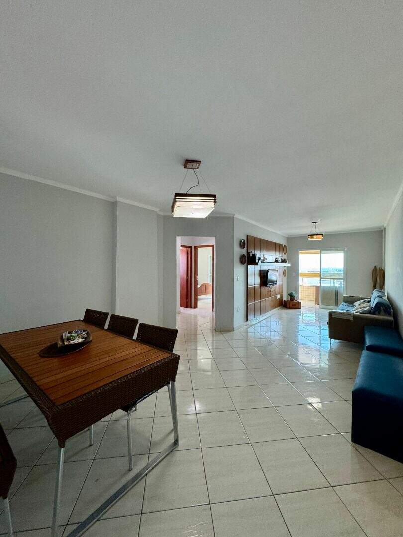 Apartamento à venda no Ocian: 