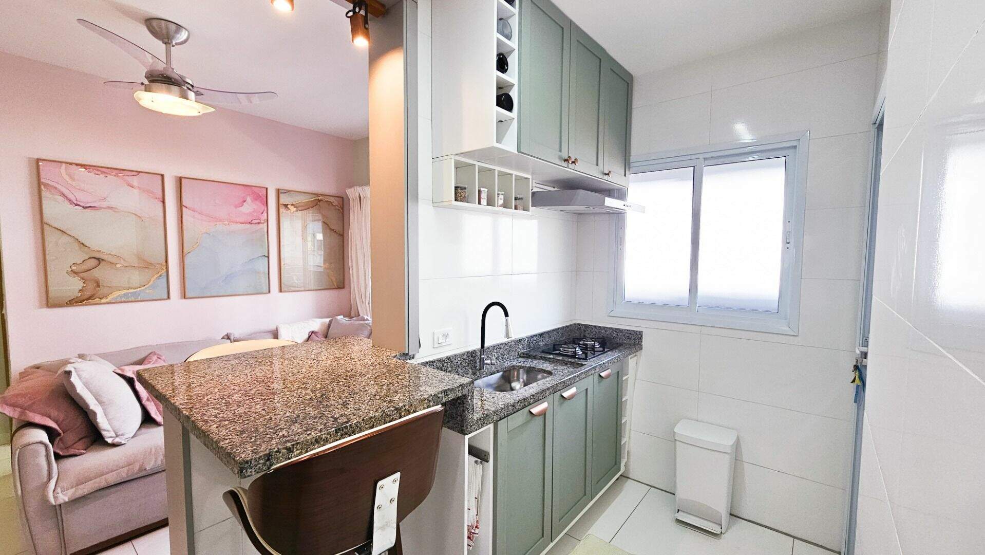 Apartamento à venda no Canto do Forte: 