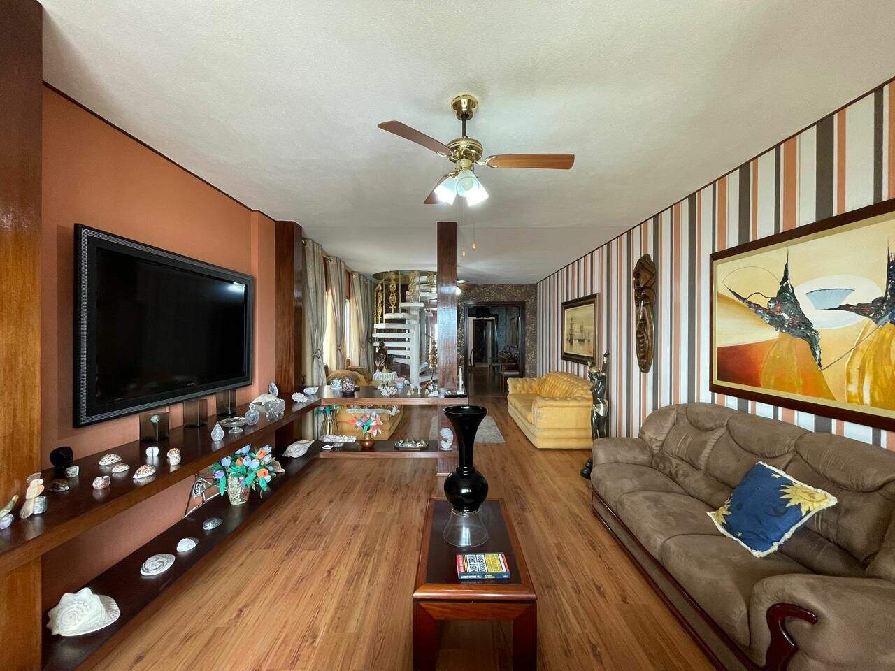Apartamento Duplex à venda no Canto do Forte: 