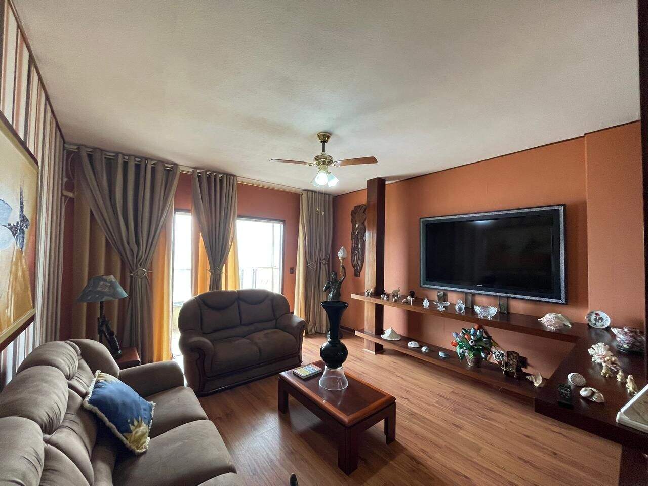 Apartamento Duplex à venda no Canto do Forte: 