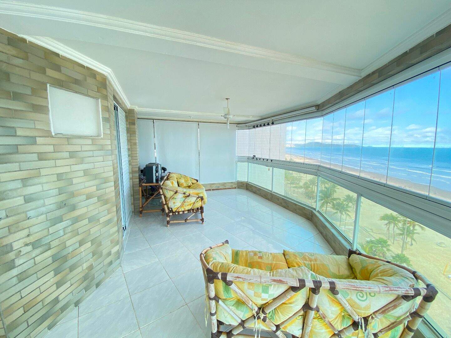 Apartamento à venda no Ocian: 