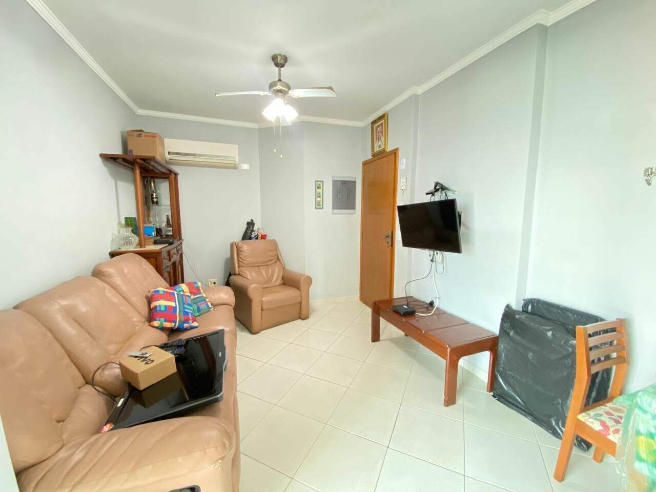 Apartamento à venda no Tupi: 
