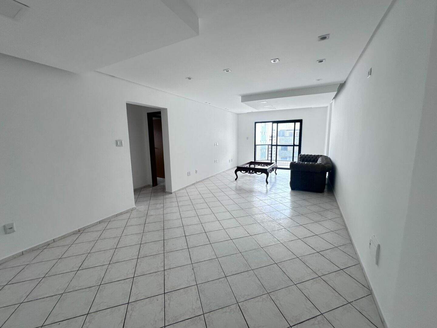 Apartamento à venda no Canto do Forte: 