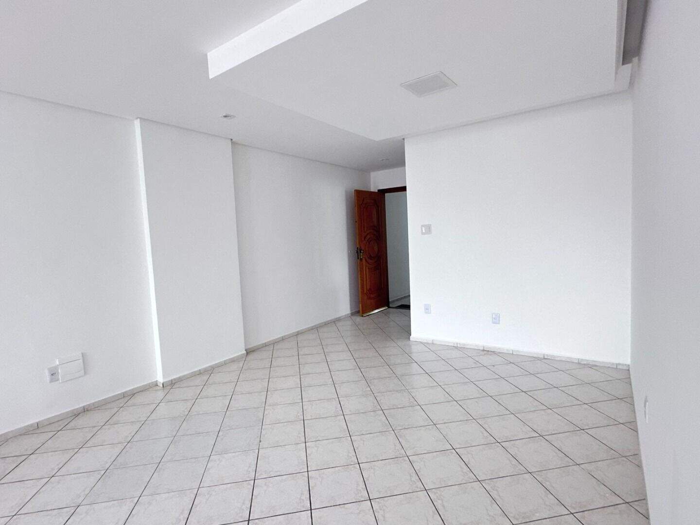 Apartamento à venda no Canto do Forte: 