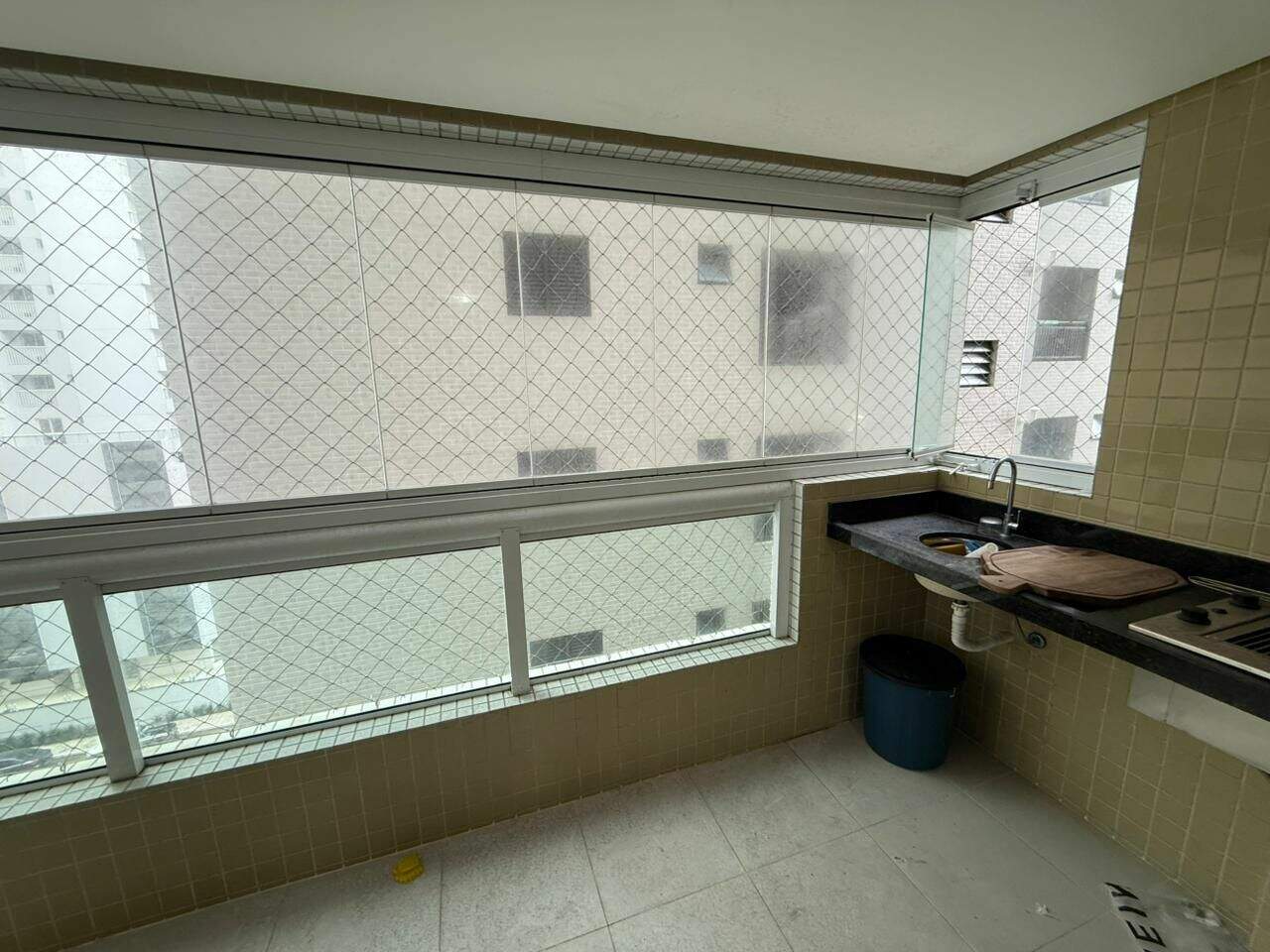 Apartamento à venda no Canto do Forte: 