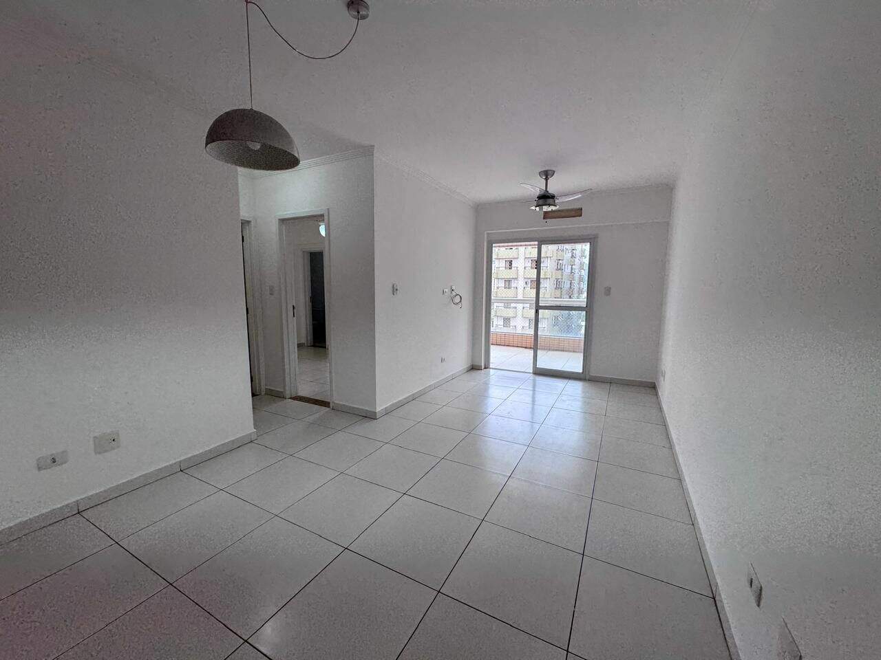 Apartamento à venda no Canto do Forte: 